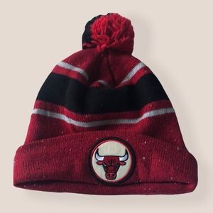 Mitchell & Ness Chicago Bulls winter hat pompom